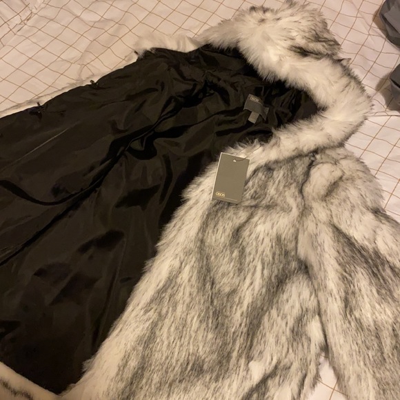 Faux fur Asos complete fur jacket - Picture 2 of 3